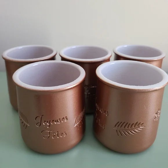 La Fermiere JOYEUSES FÊTES Terracotta Yogurt Pots - Picture 1 of 6